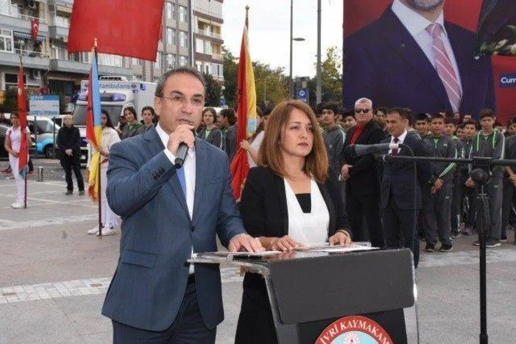 29 Ekim Coşkusu Çelenk Sunma Töreni ile Başladı