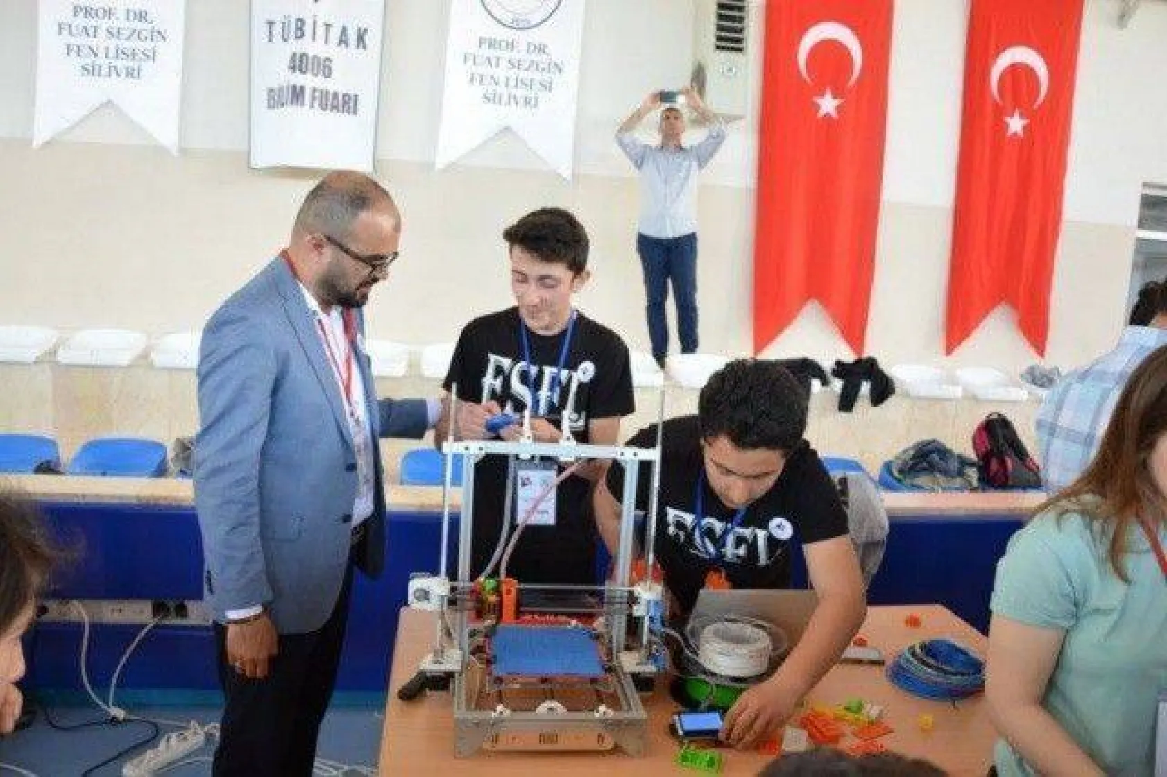 TUBİTAK 4006 Bilim Fuarının açılışı yapıldı