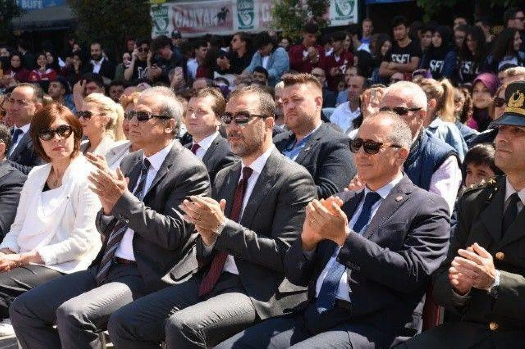 19 Mayıs'ın 100. Yıldönümü Törenle Kutlandı