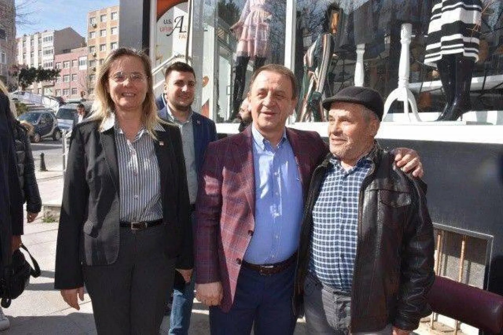 Işıklar Haftaya Esnaf Ziyareti ile Başladı