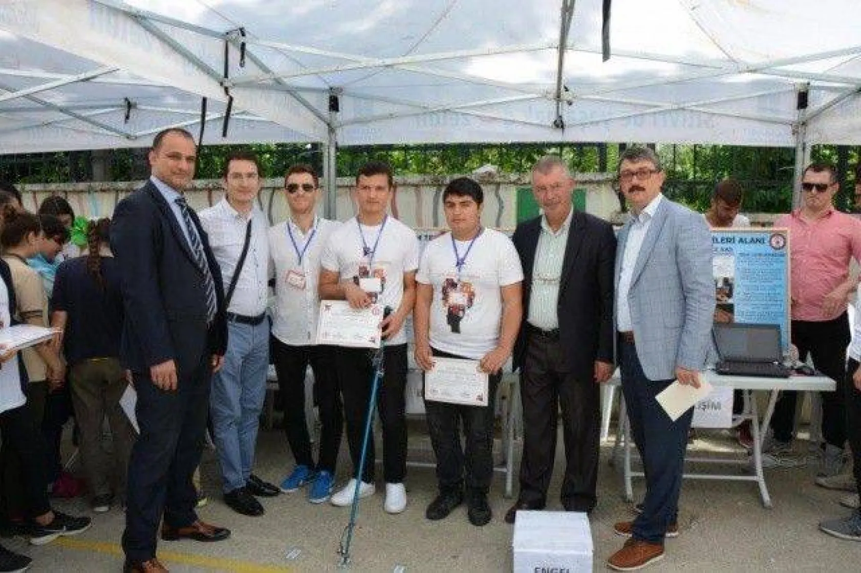 Değirmenköy Lisesinde TÜBİTAK 4006 Bilim Fuarı açıldı