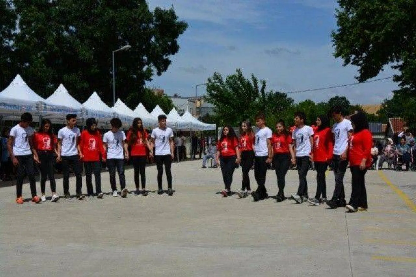 Değirmenköy Lisesinde TÜBİTAK 4006 Bilim Fuarı açıldı