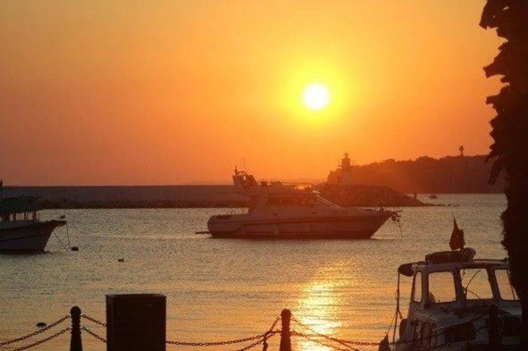 Silivri'de gün batımı kendisine hayran bıraktı