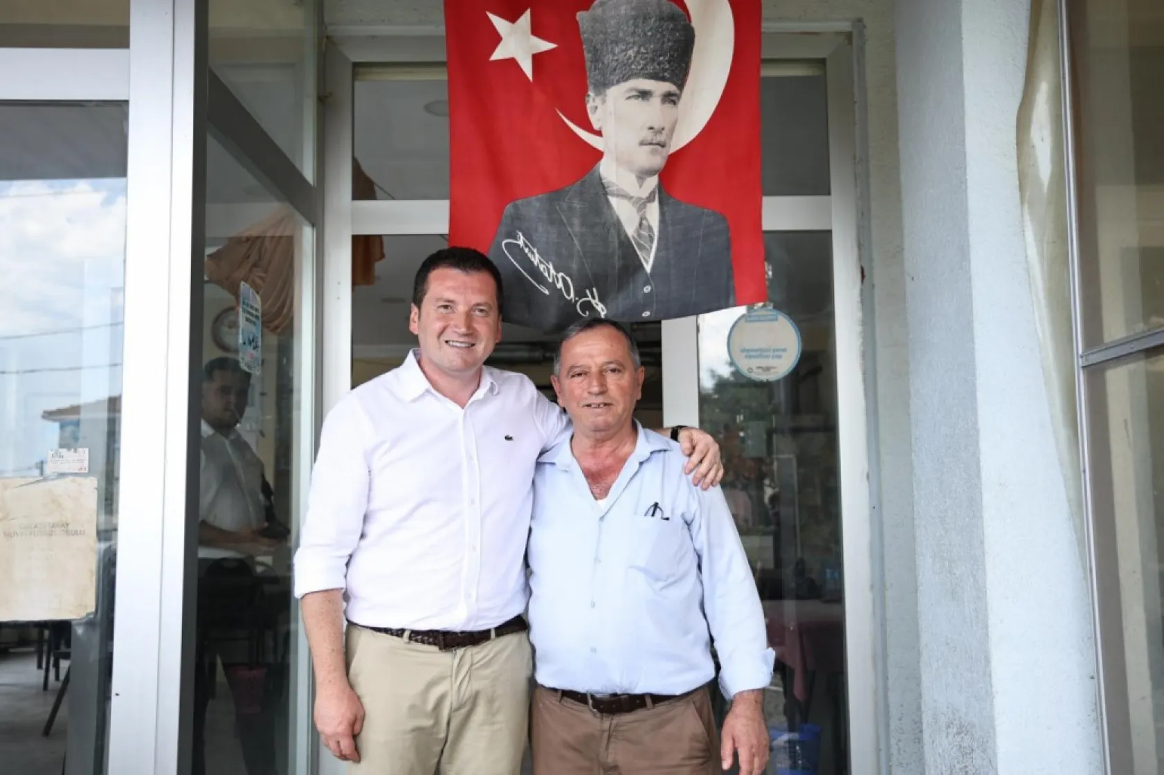 Başkan Balcıoğlu, Gazitepe Mahallesi'nde Esnaf ve Vatandaşlarla Bayramlaştı