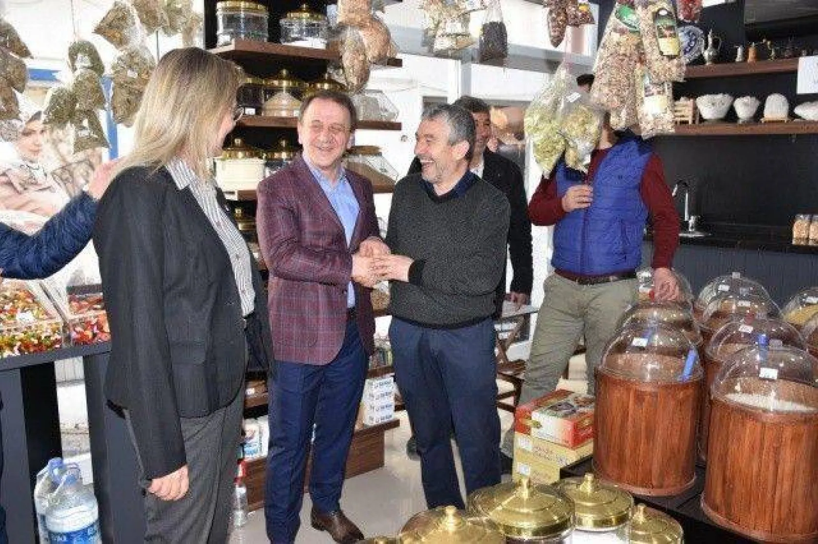 Işıklar Haftaya Esnaf Ziyareti ile Başladı