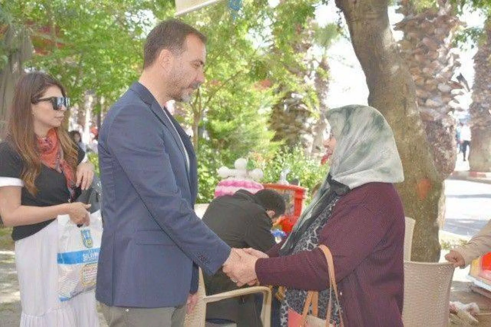 Başkan Yılmaz Anneleri Unutmadı