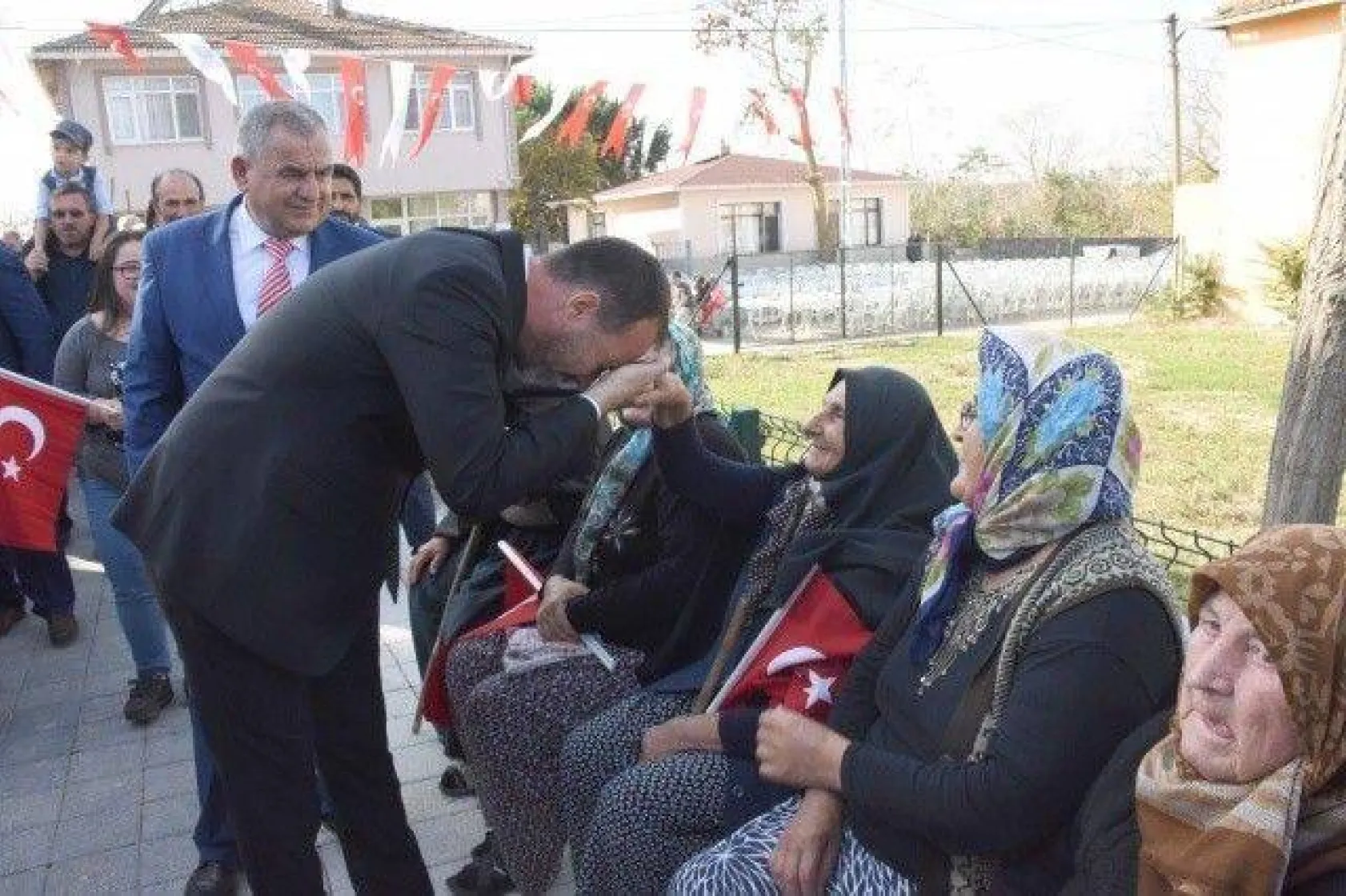Bekirli Atatürk Çocuk Parkı 10 Kasım'da Açıldı