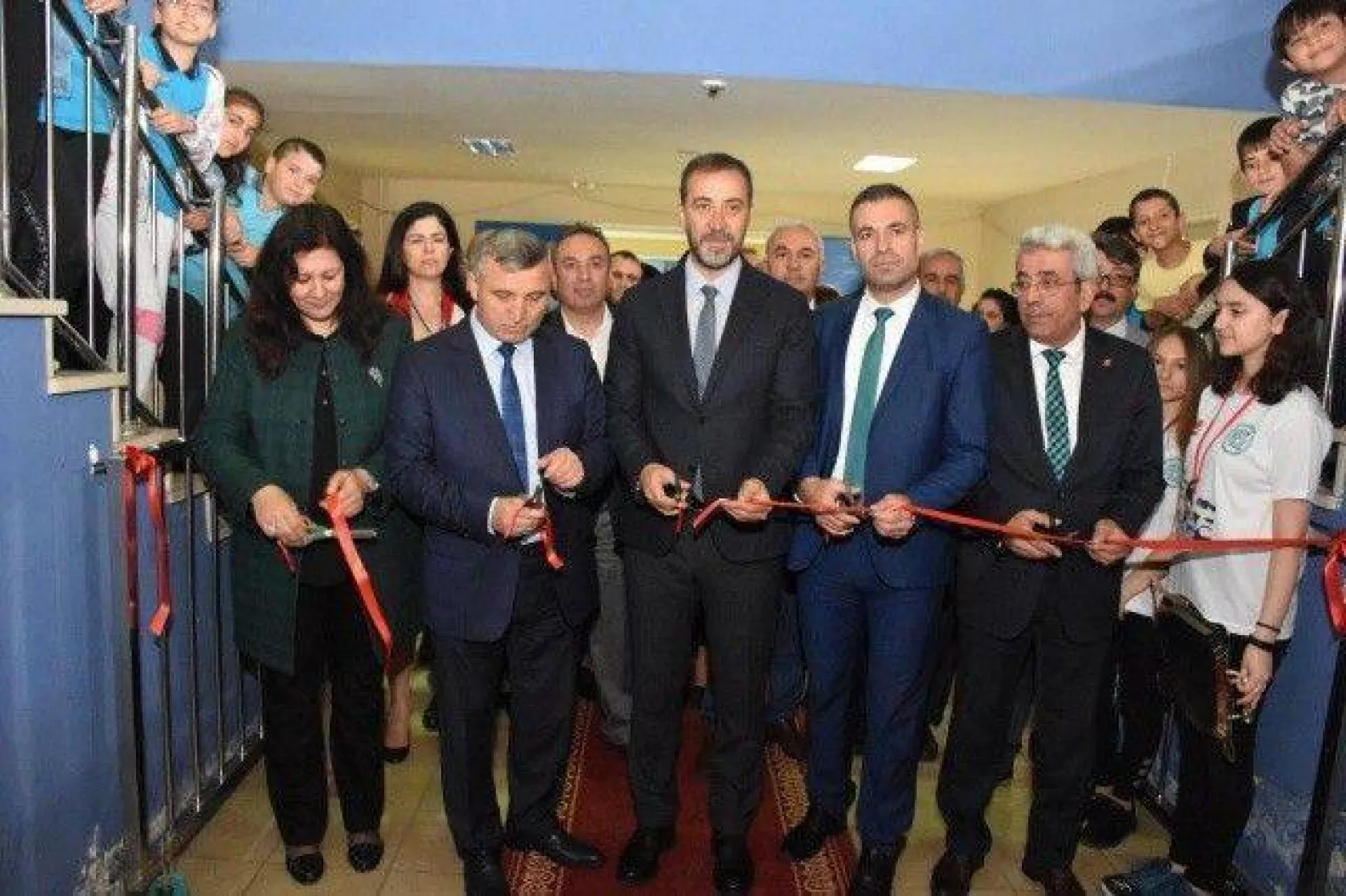 Ertuğrul Gazi Ortaokulu Kütüphanesi Açıldı