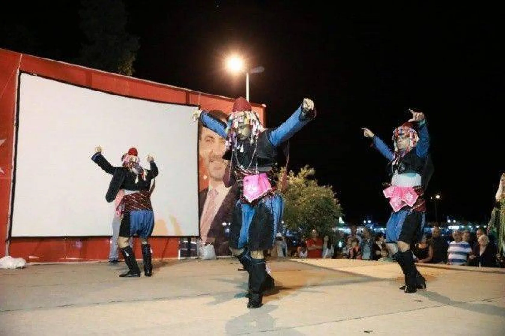 30 Ağustos coşkusu sokaklara taştı