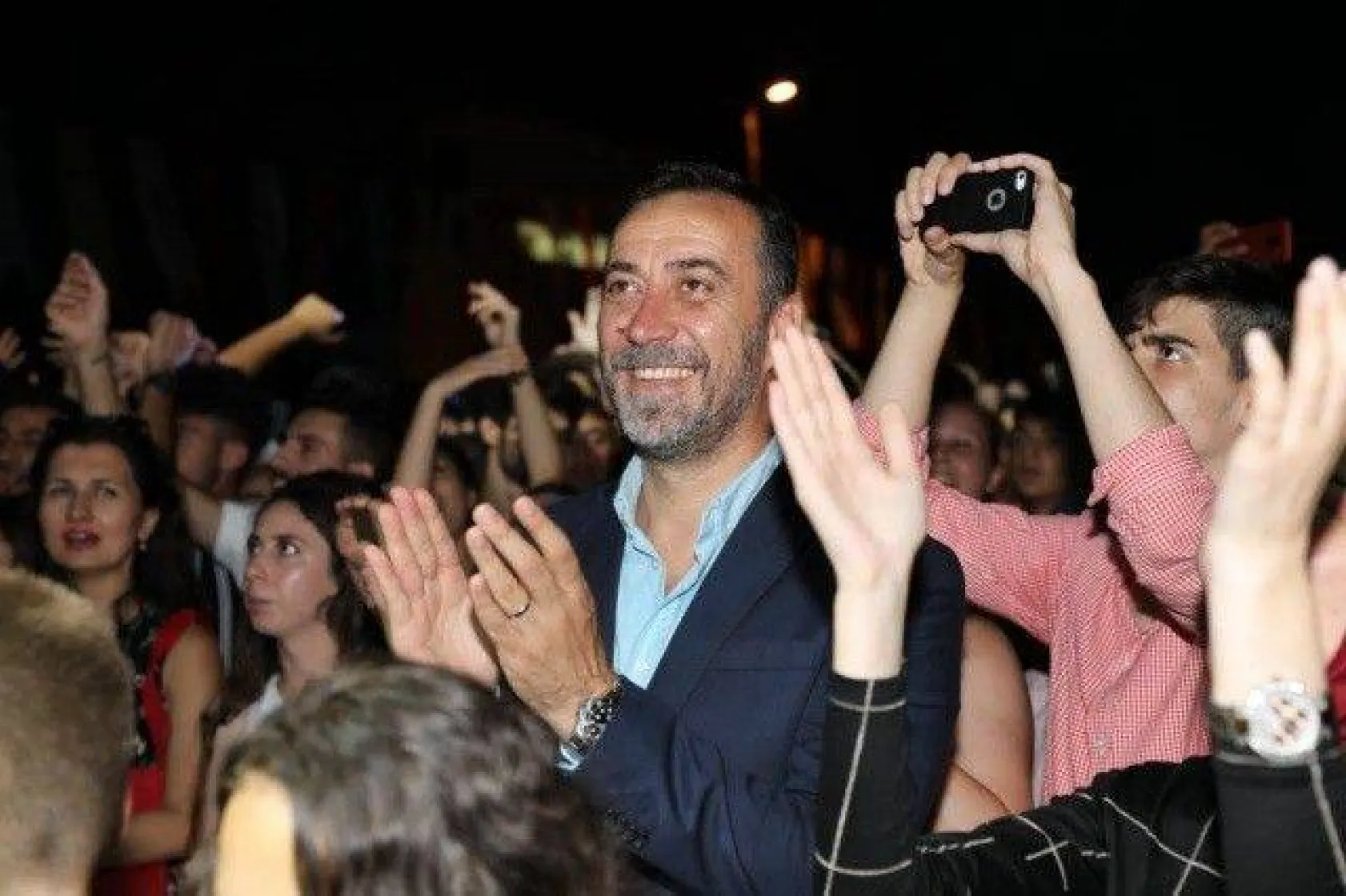 Ali Kınık ve Demet Akalın Coşturdu