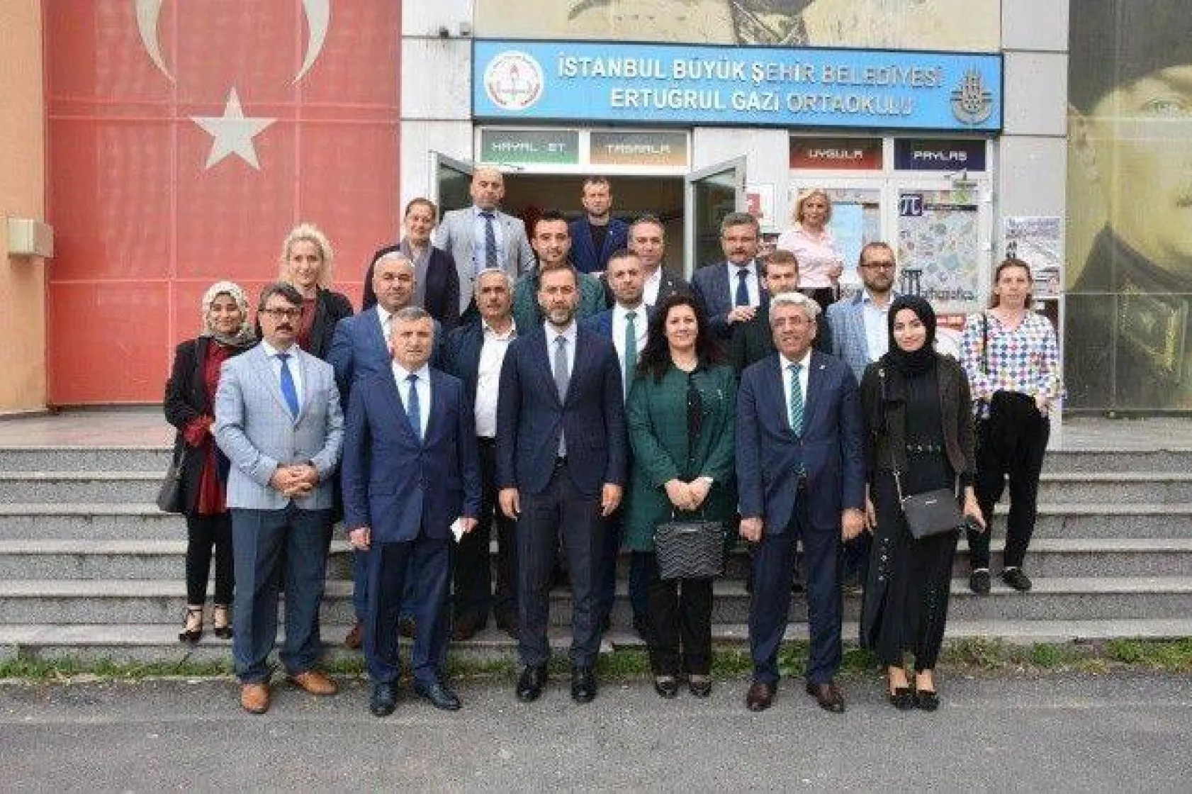 Ertuğrul Gazi Ortaokulu Kütüphanesi Açıldı