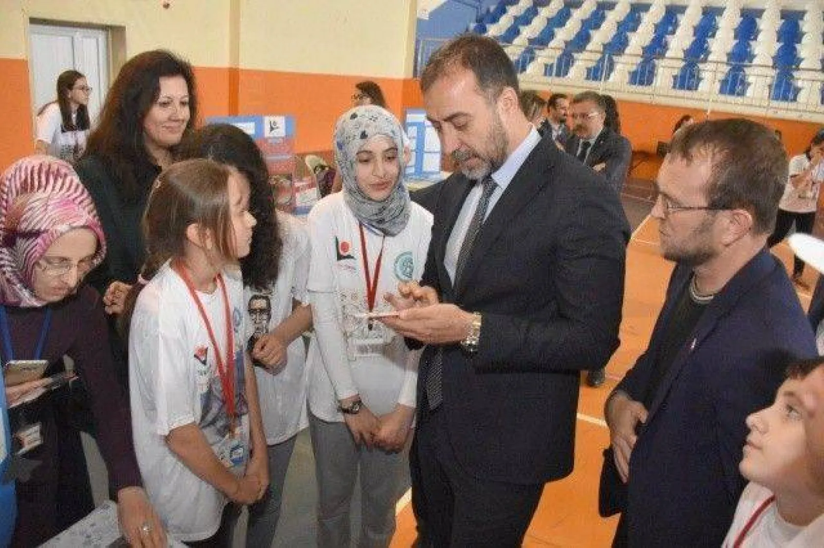 Ertuğrul Gazi Ortaokulu Kütüphanesi Açıldı