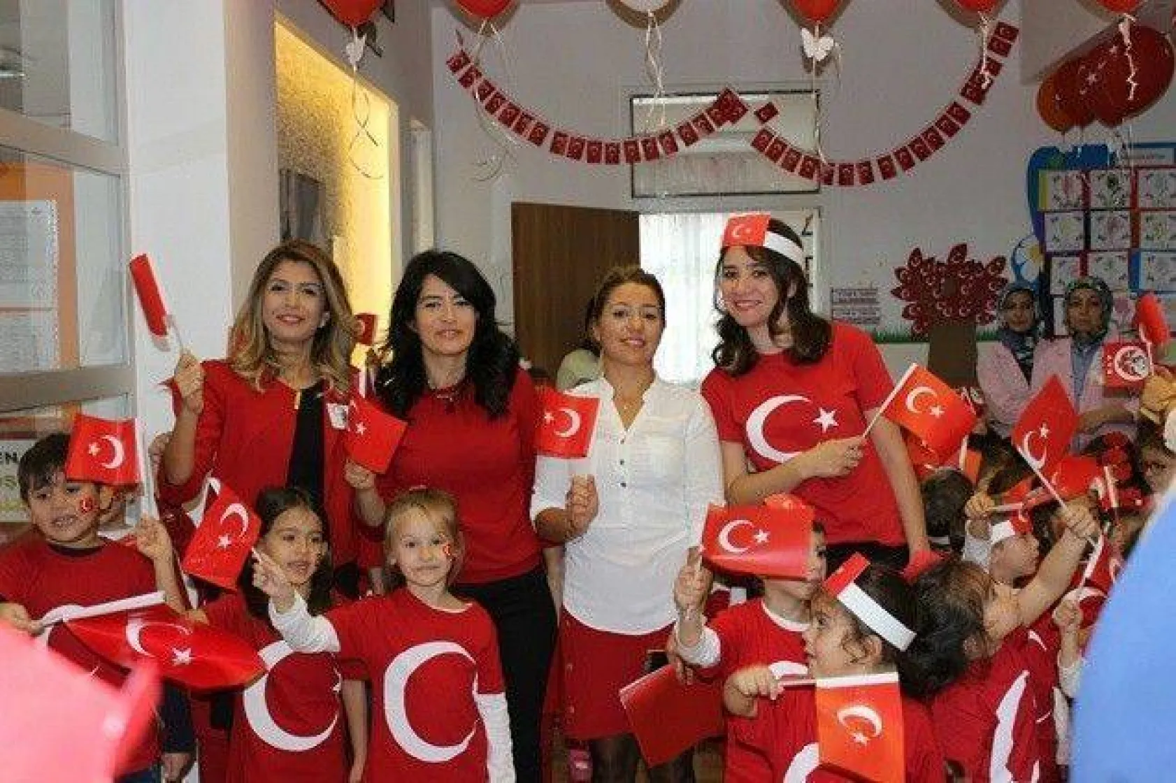 Aliye Can Anaokulunda 29 Ekim Sevinci