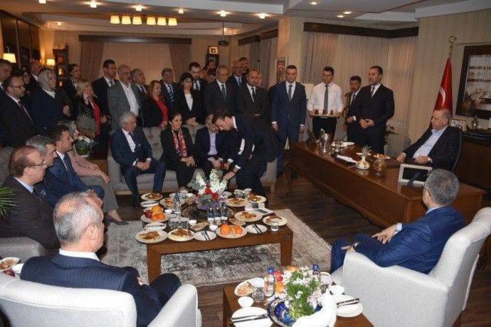 Cumhurbaşkanı Erdoğan'dan Başkan Yılmaz'a ziyaret