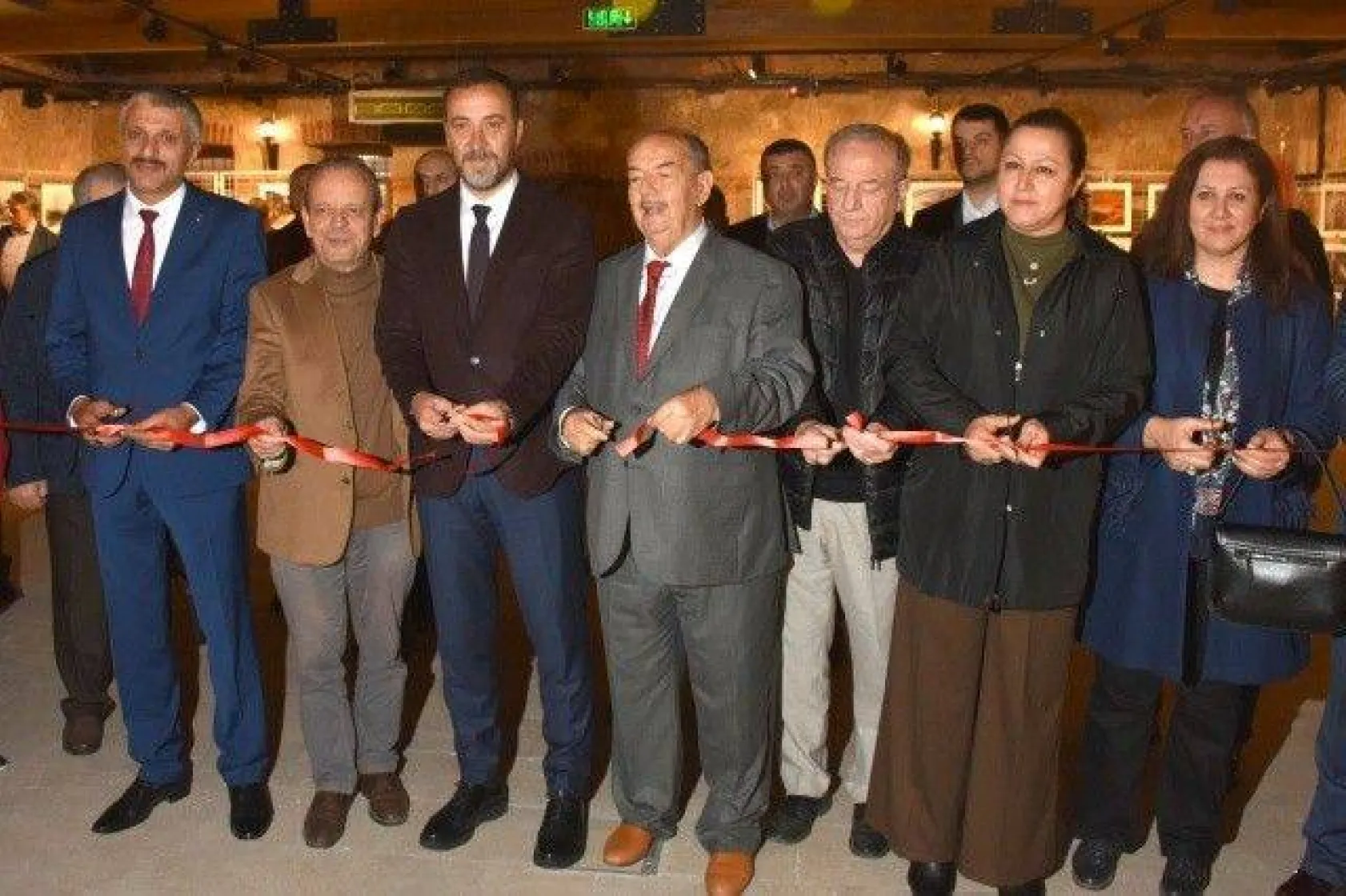 1 Kasım Özel Fotoğraf Sergisi'ne Yoğun İlgi