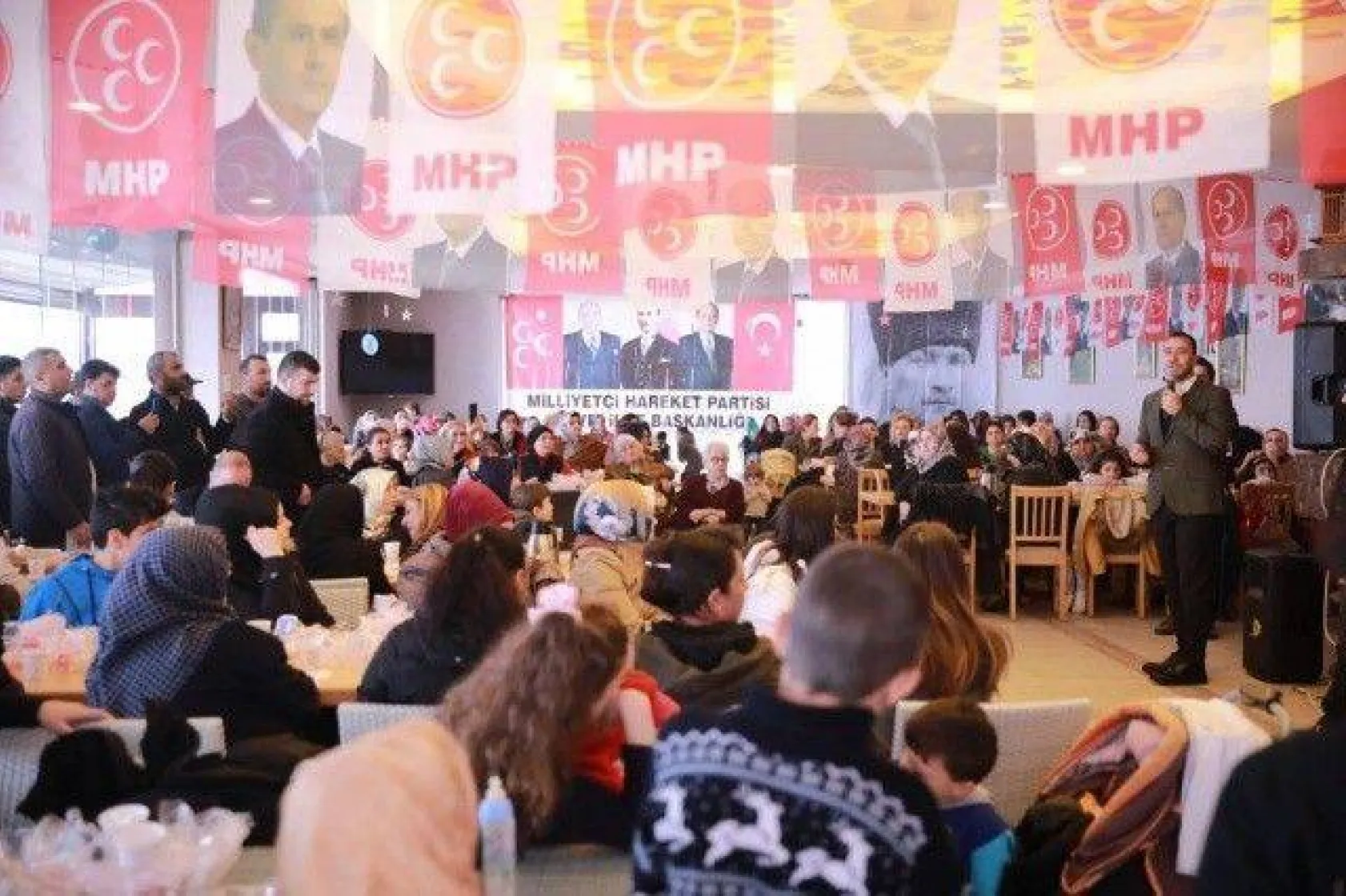 MHP'den Selimpaşalı kadınlara özel toplantı