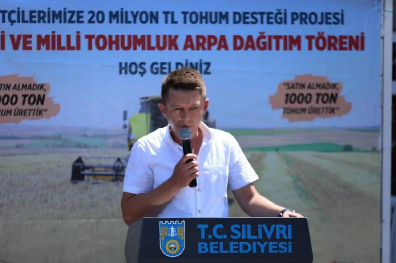 Silivrili çiftçilerin tohumluk arpa sevinci devam ediyor