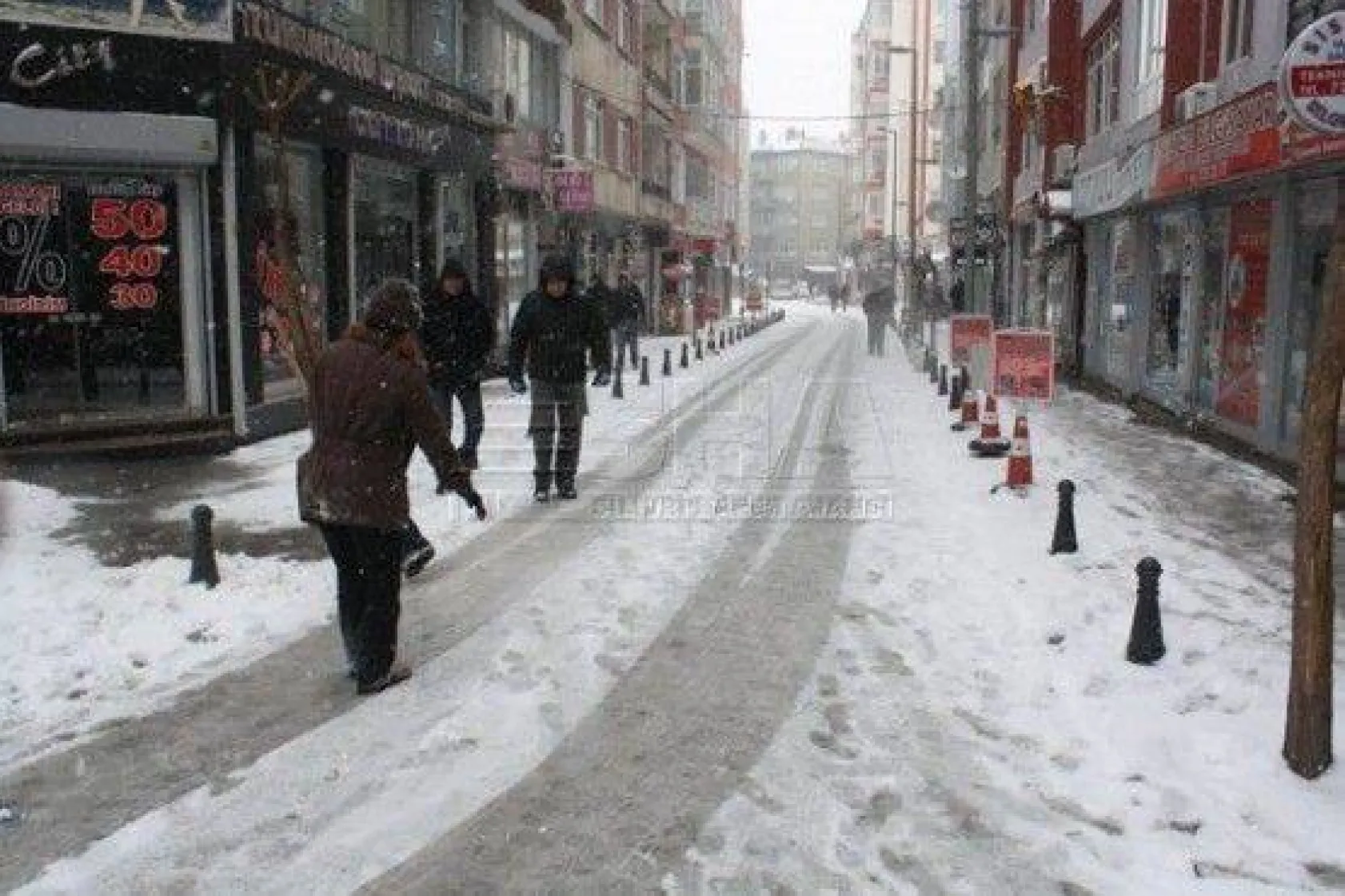 Silivri Beyaza Büründü