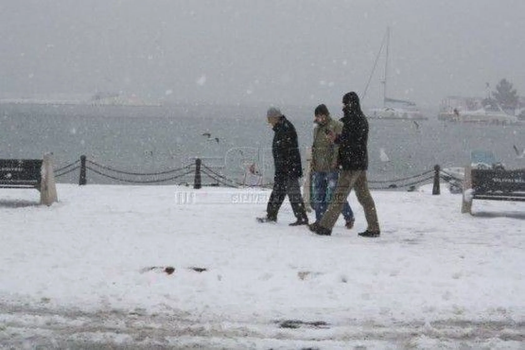 Silivri Beyaza Büründü