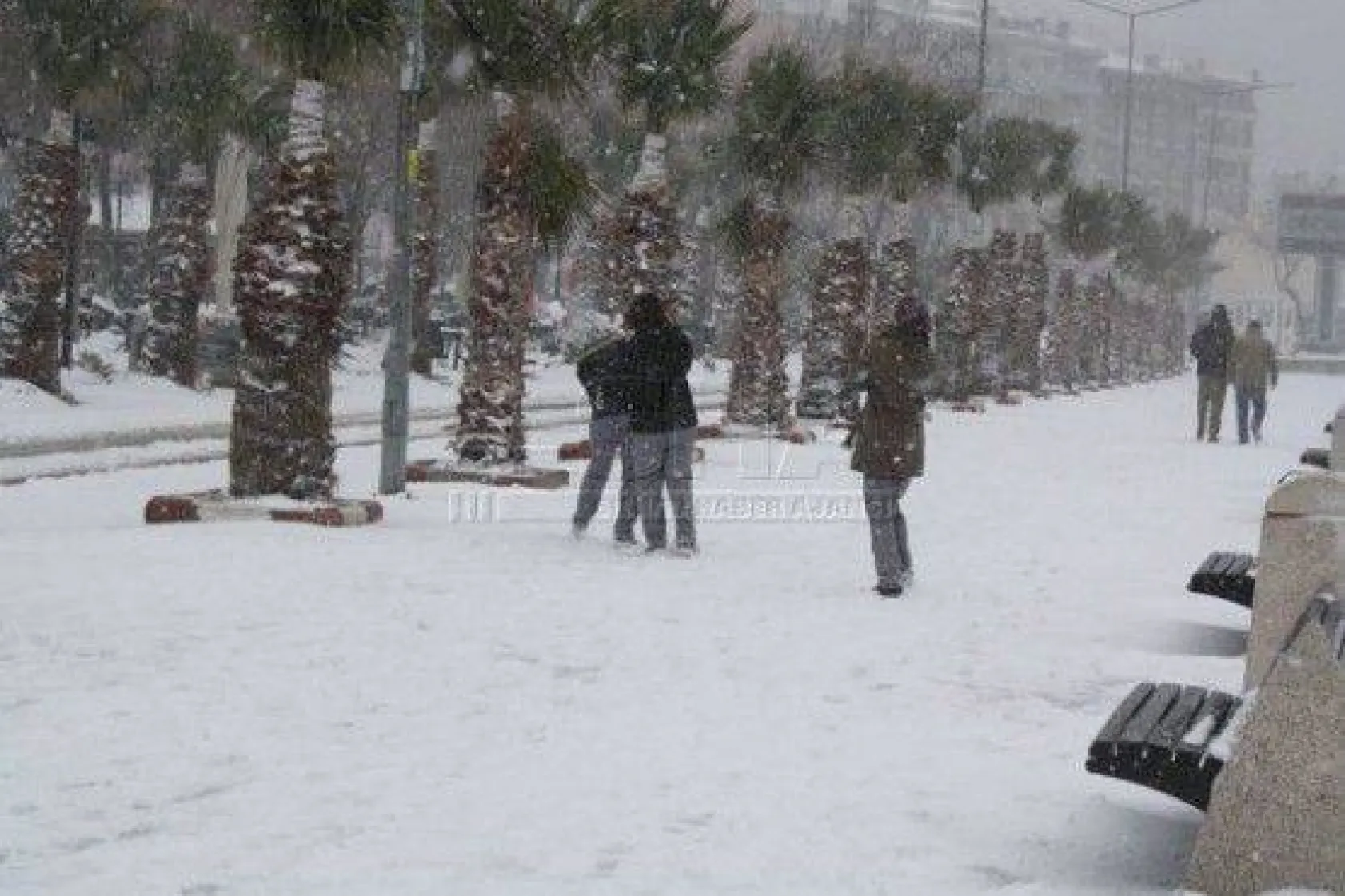 Silivri Beyaza Büründü