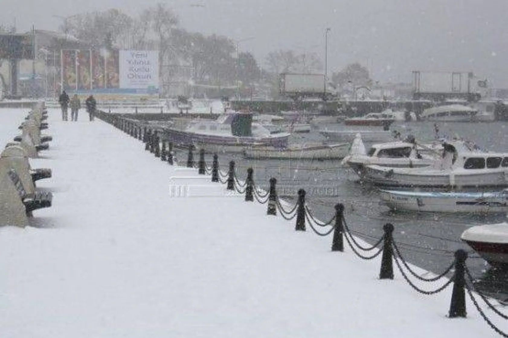 Silivri Beyaza Büründü