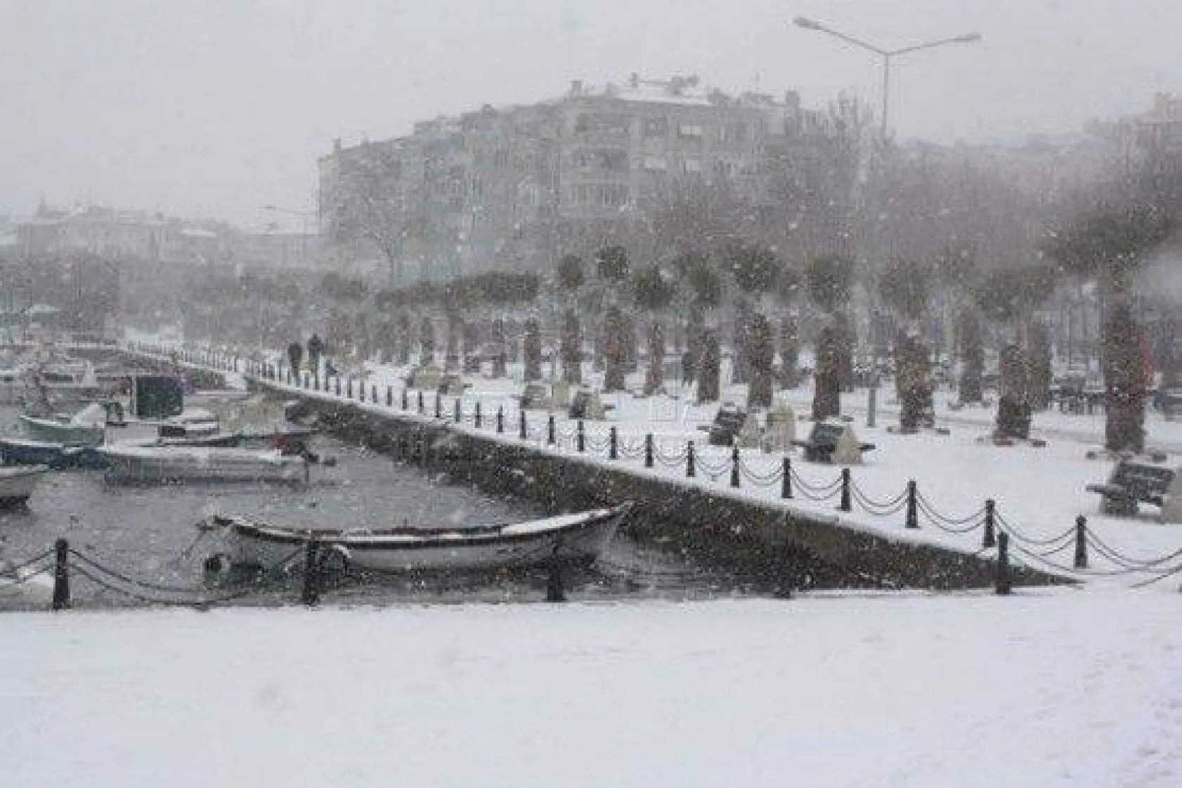 Silivri Beyaza Büründü