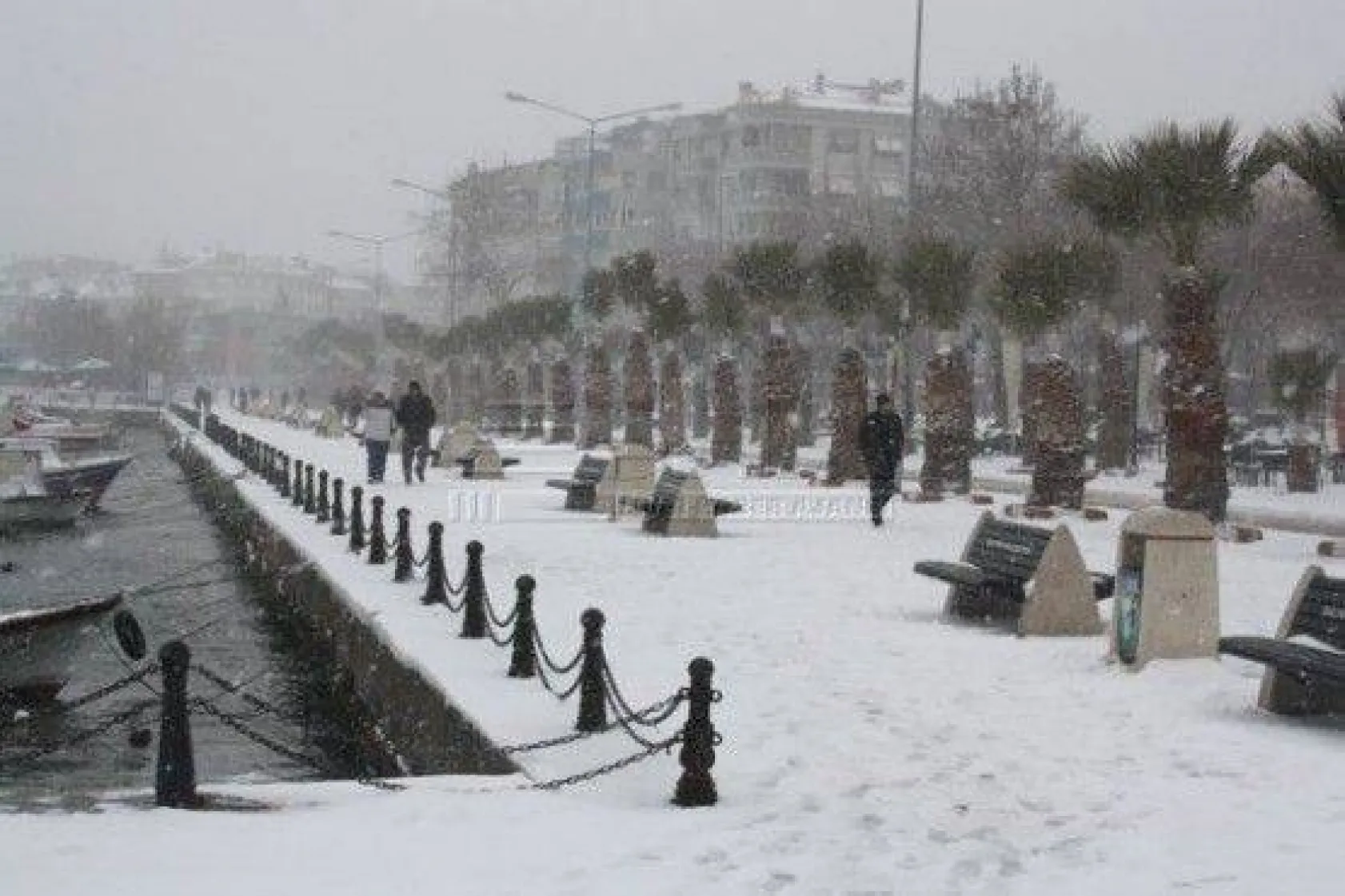 Silivri Beyaza Büründü