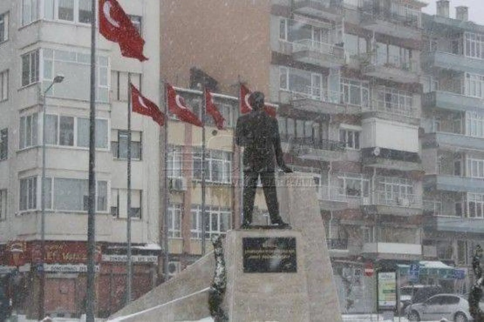 Silivri Beyaza Büründü