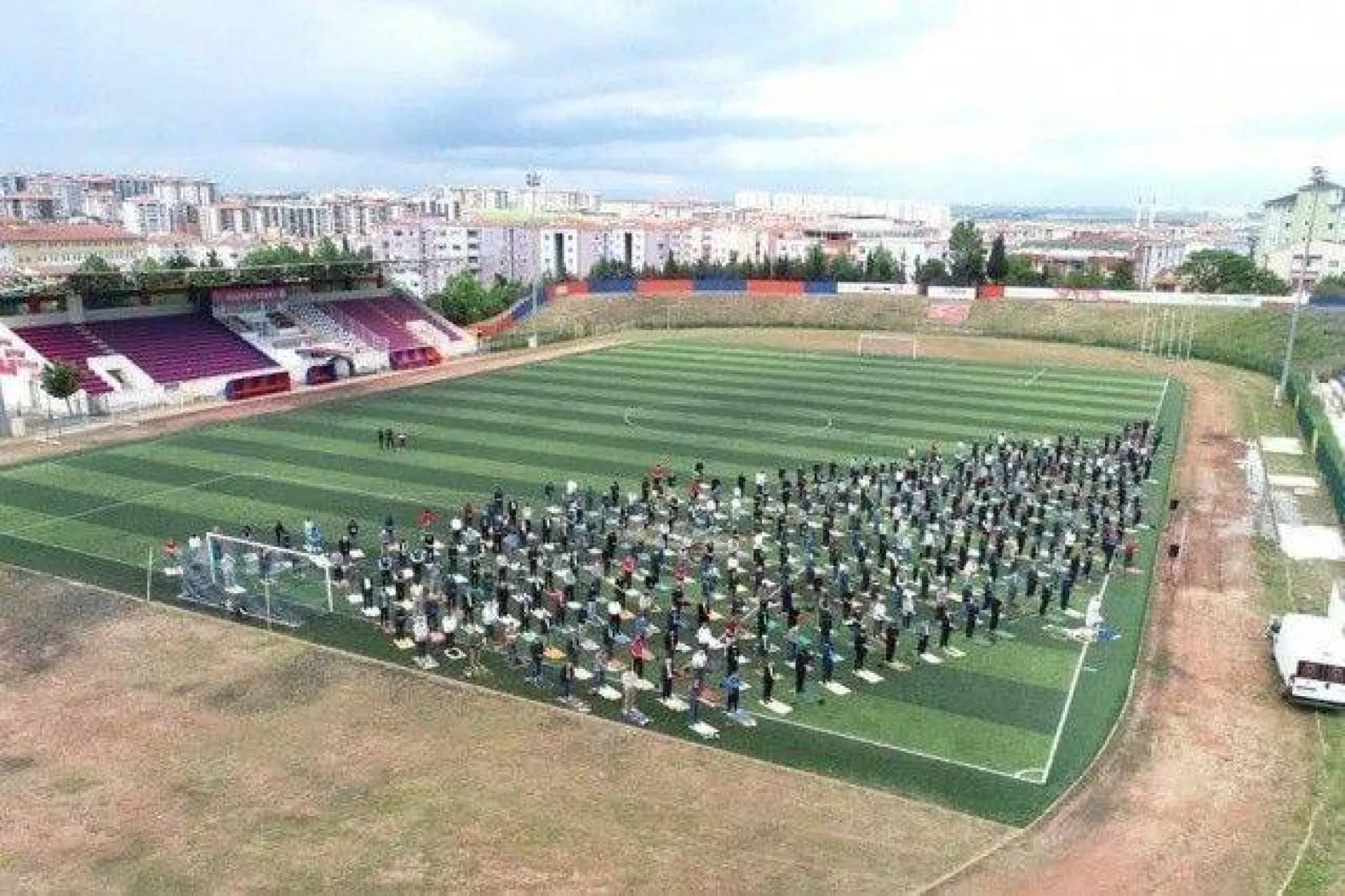 Camiler 74 gün sonra cemaatle buluştu!