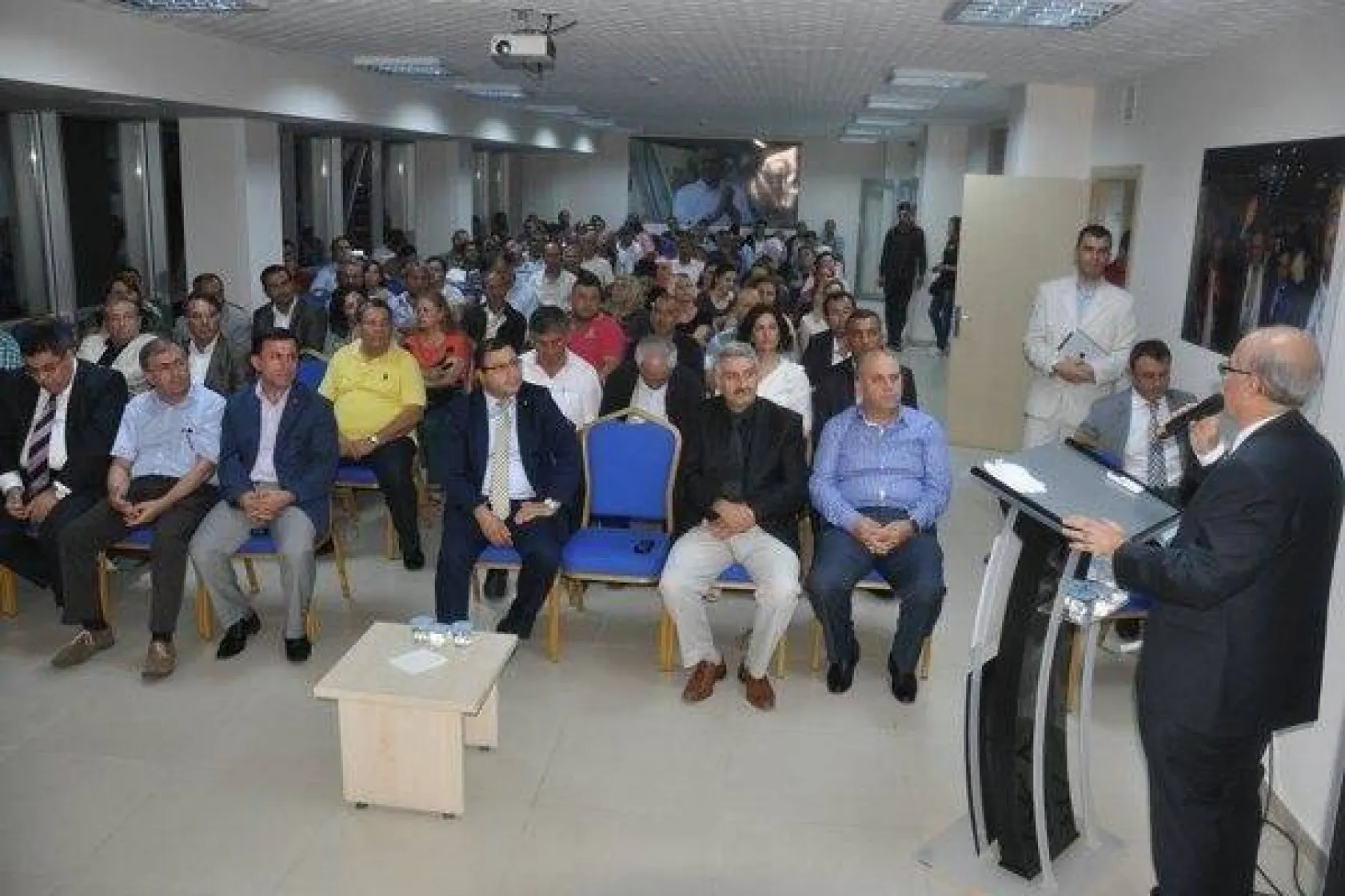 Mayıs Ayı Danışma Meclisinde Büyük Coşku Vardı