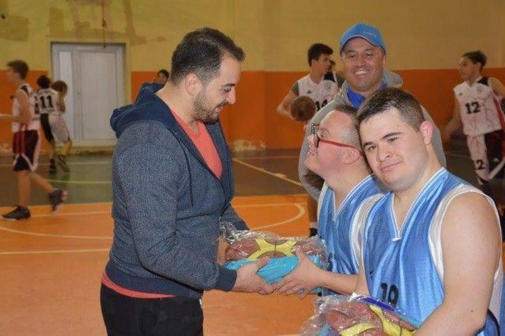 Ak Gençlerden Özel Çocuklara Özel Maç