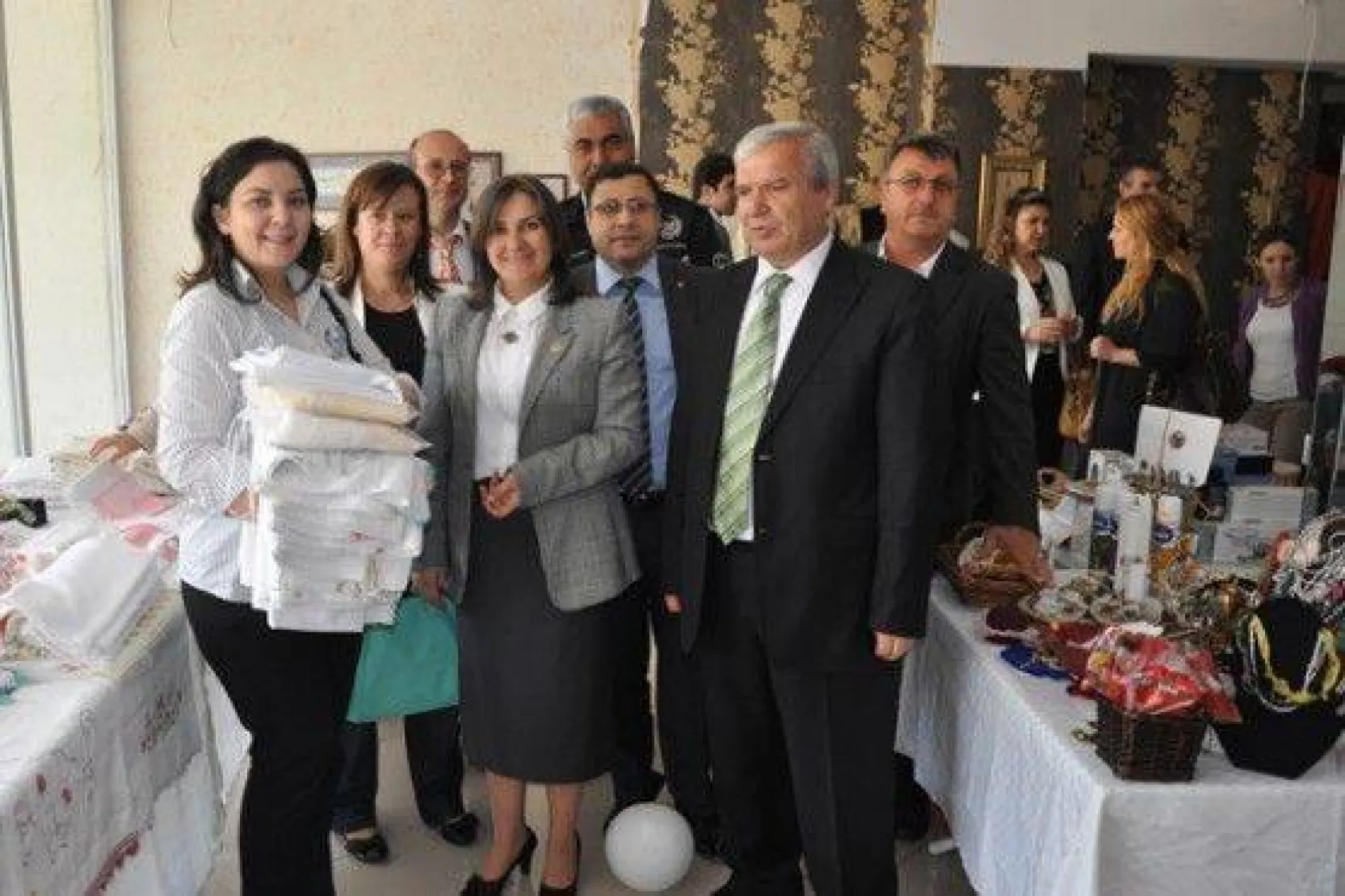 Burs için kermes düzenlediler