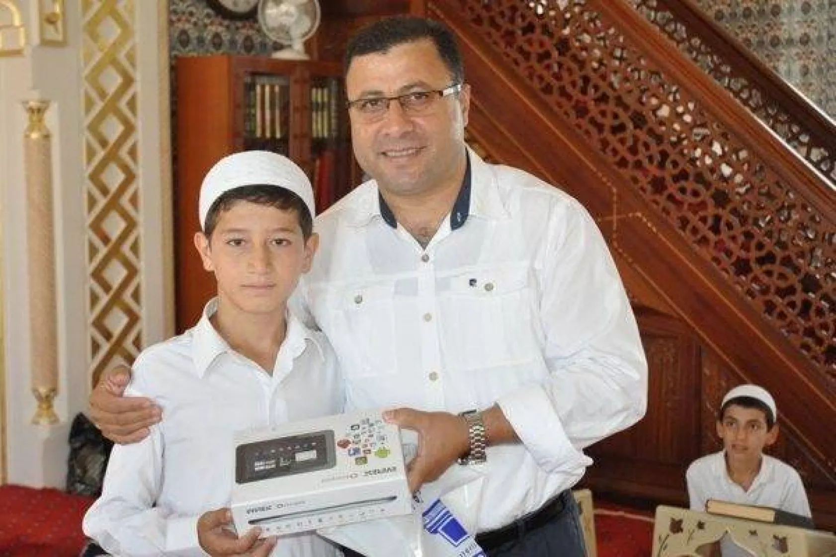 Kuran Kursu Birincilerine Tablet