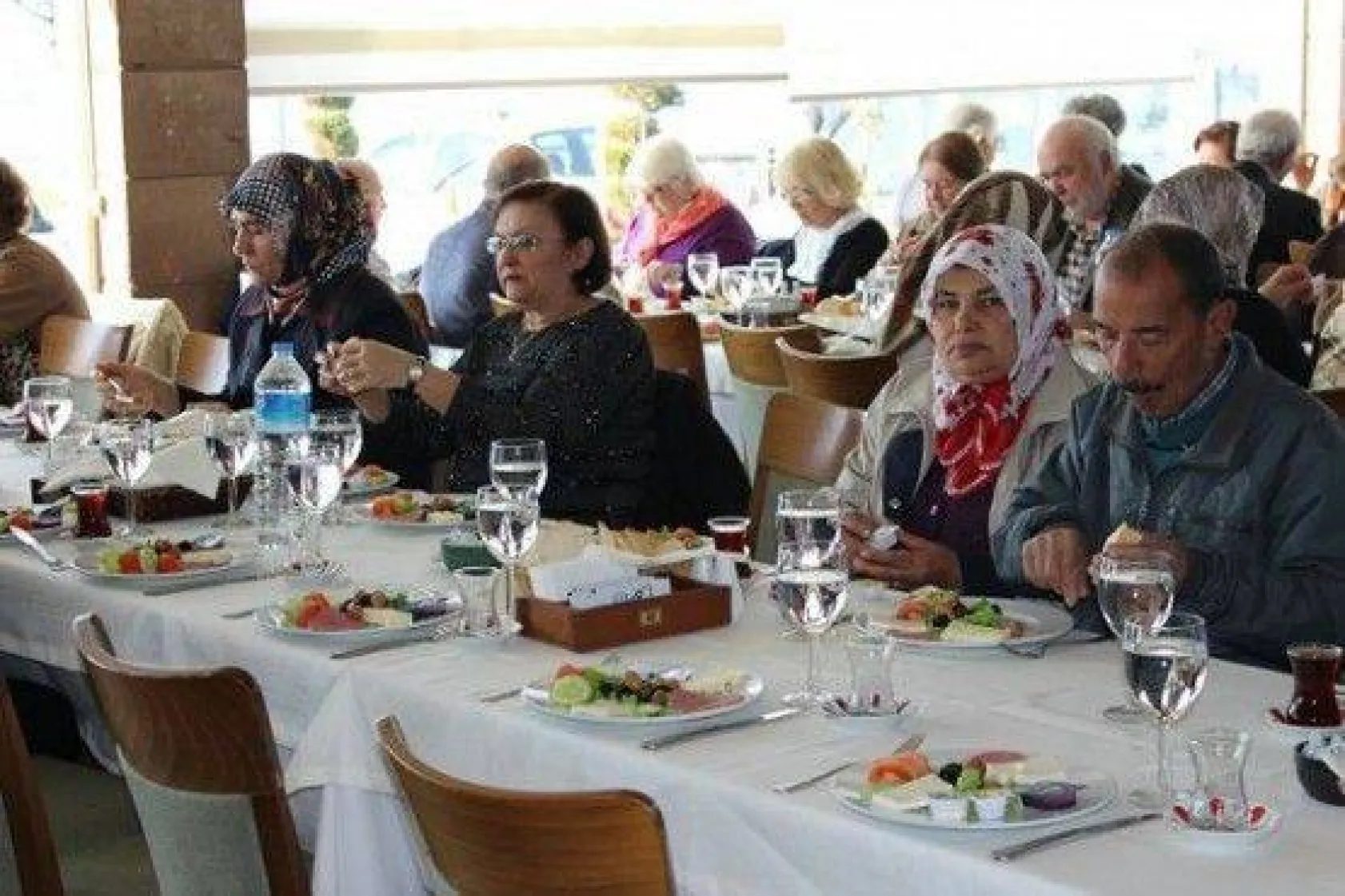 Sevgililer Günü, 30 Yıllık Çınarlar İle Kutlandı