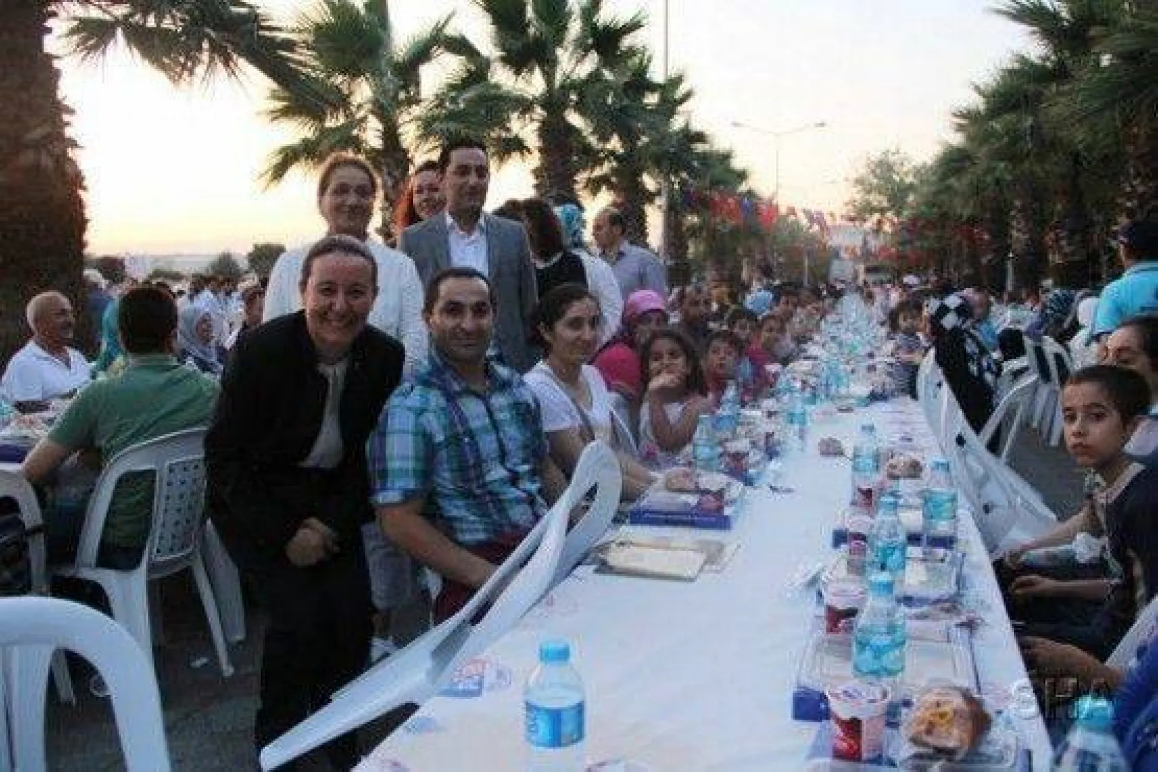 Silivri Sahilinde 12 Bin Kişi Birlikte İftar Açtı