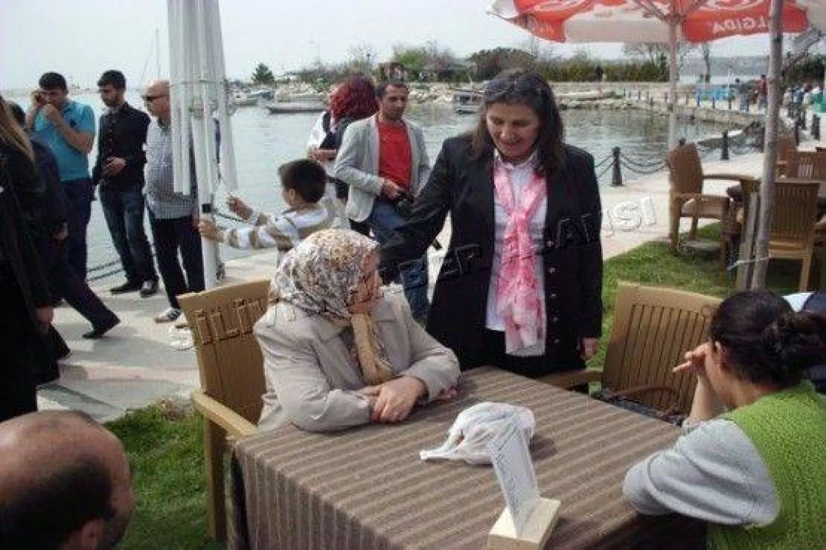 Kaynarca, Sahilde Halkla Buluştu