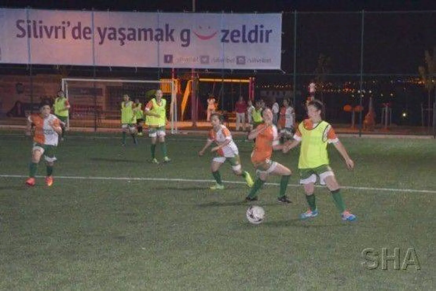 Işıklar 'Dünya Kupası Gazitepe'de..!'