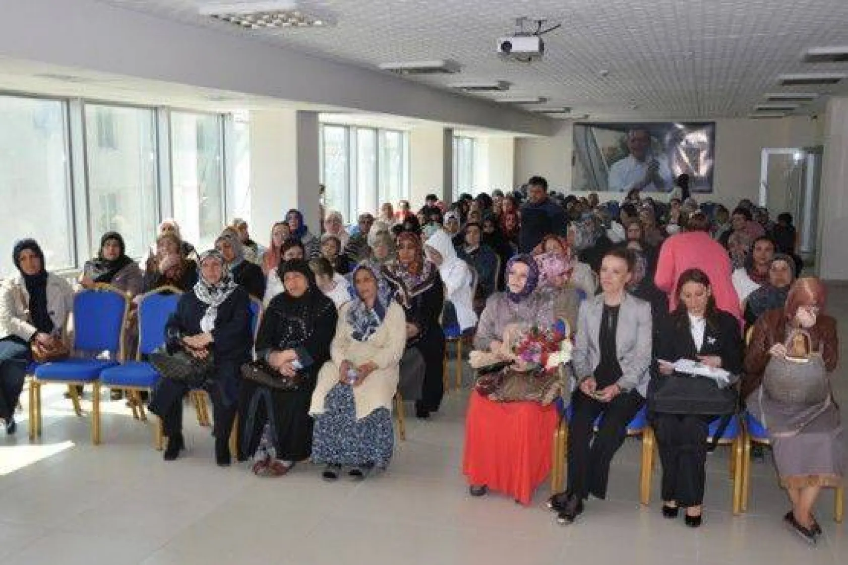 Üstün, Peygamberimizi Anlattı