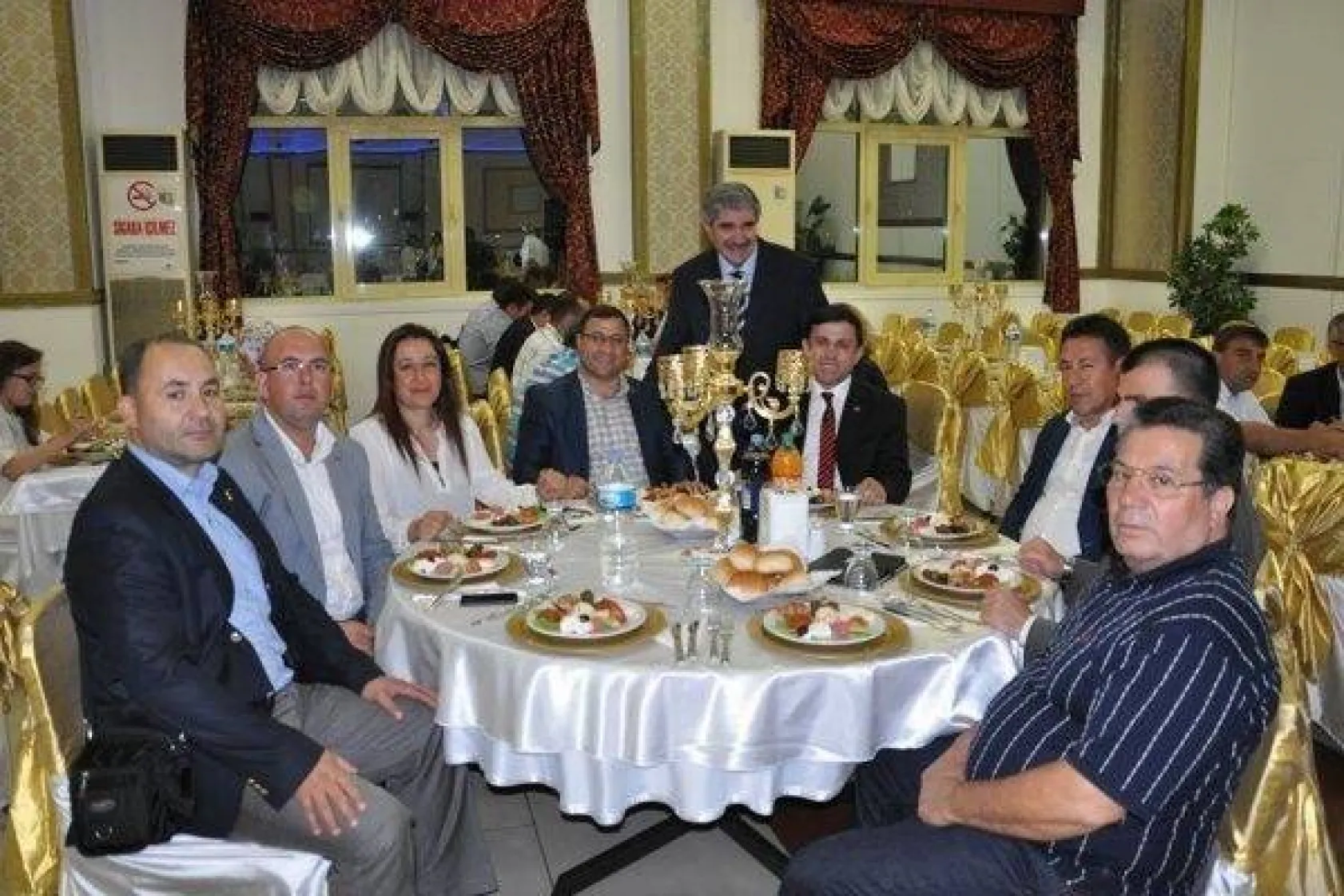 Silivri Lisesi mezunları kaynaşma yemeğinde buluşt