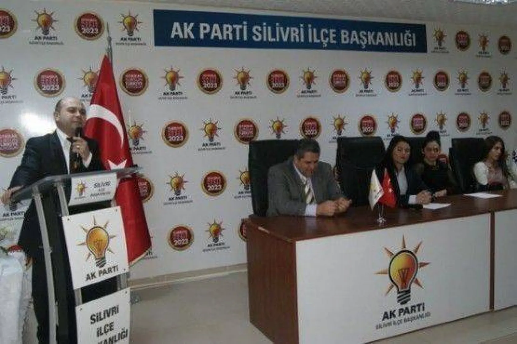 Kutlu: 'Biz Durursak, Silivri Durur'