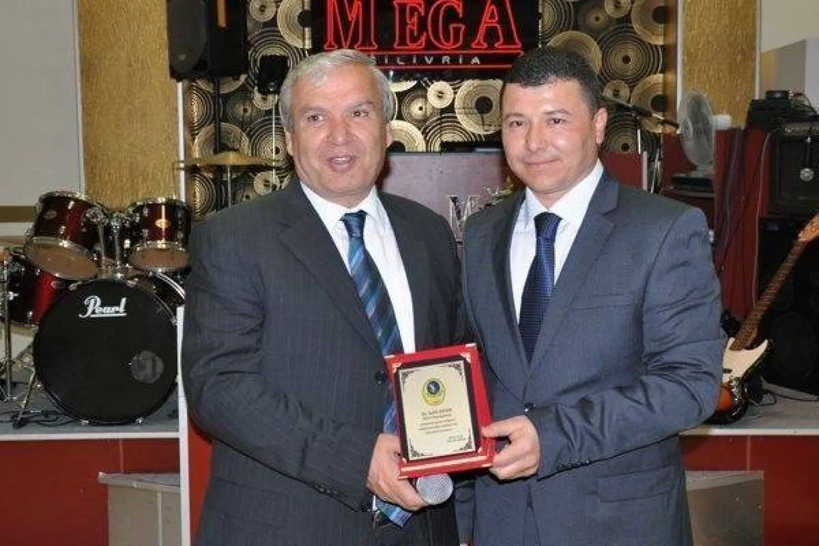 Silivri Lisesi mezunları kaynaşma yemeğinde buluşt