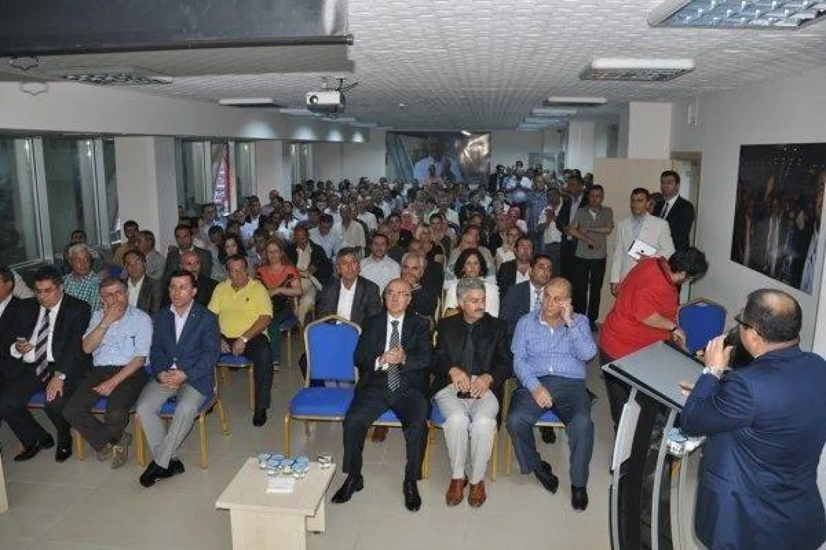 Mayıs Ayı Danışma Meclisinde Büyük Coşku Vardı