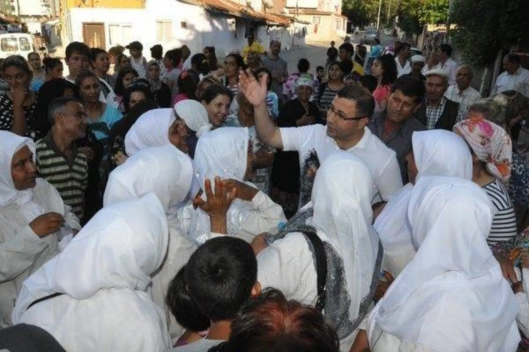 Karakaş  'Kutsal Topraklara' Selam Yolladı