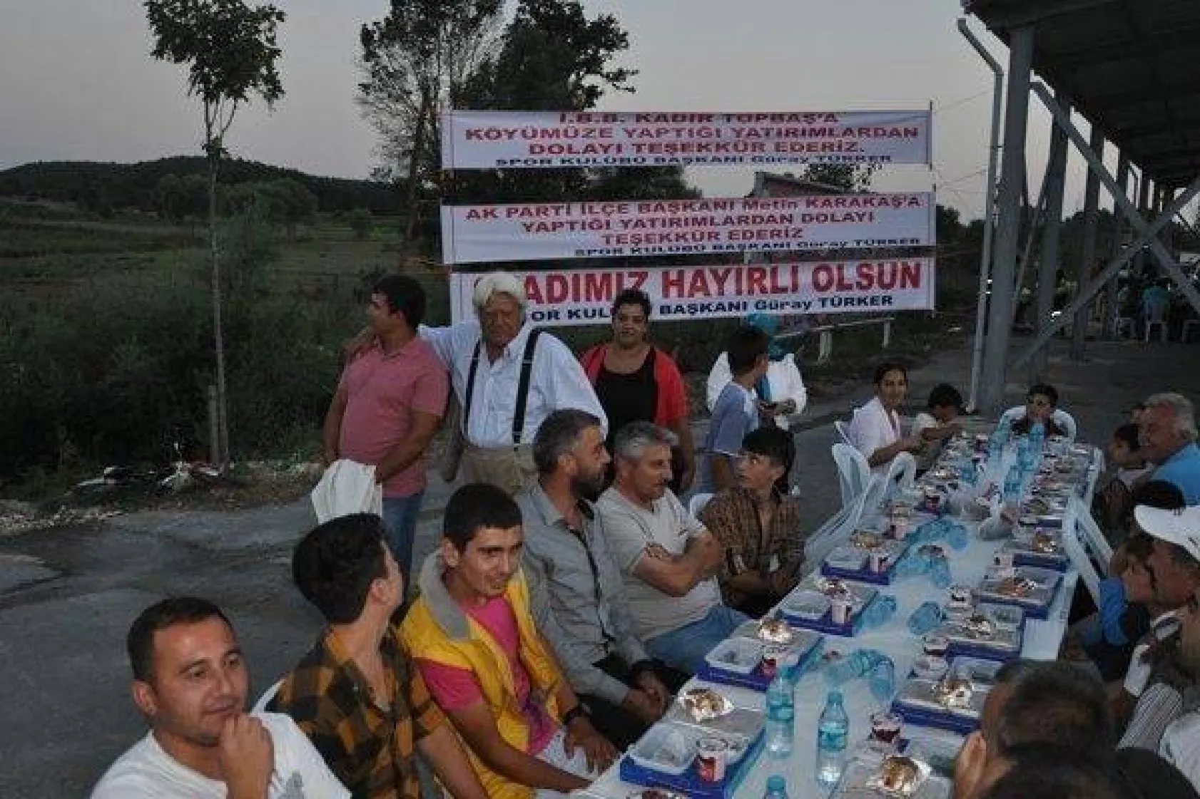 Cüneyt Arkın Danamandıra İftarındaydı