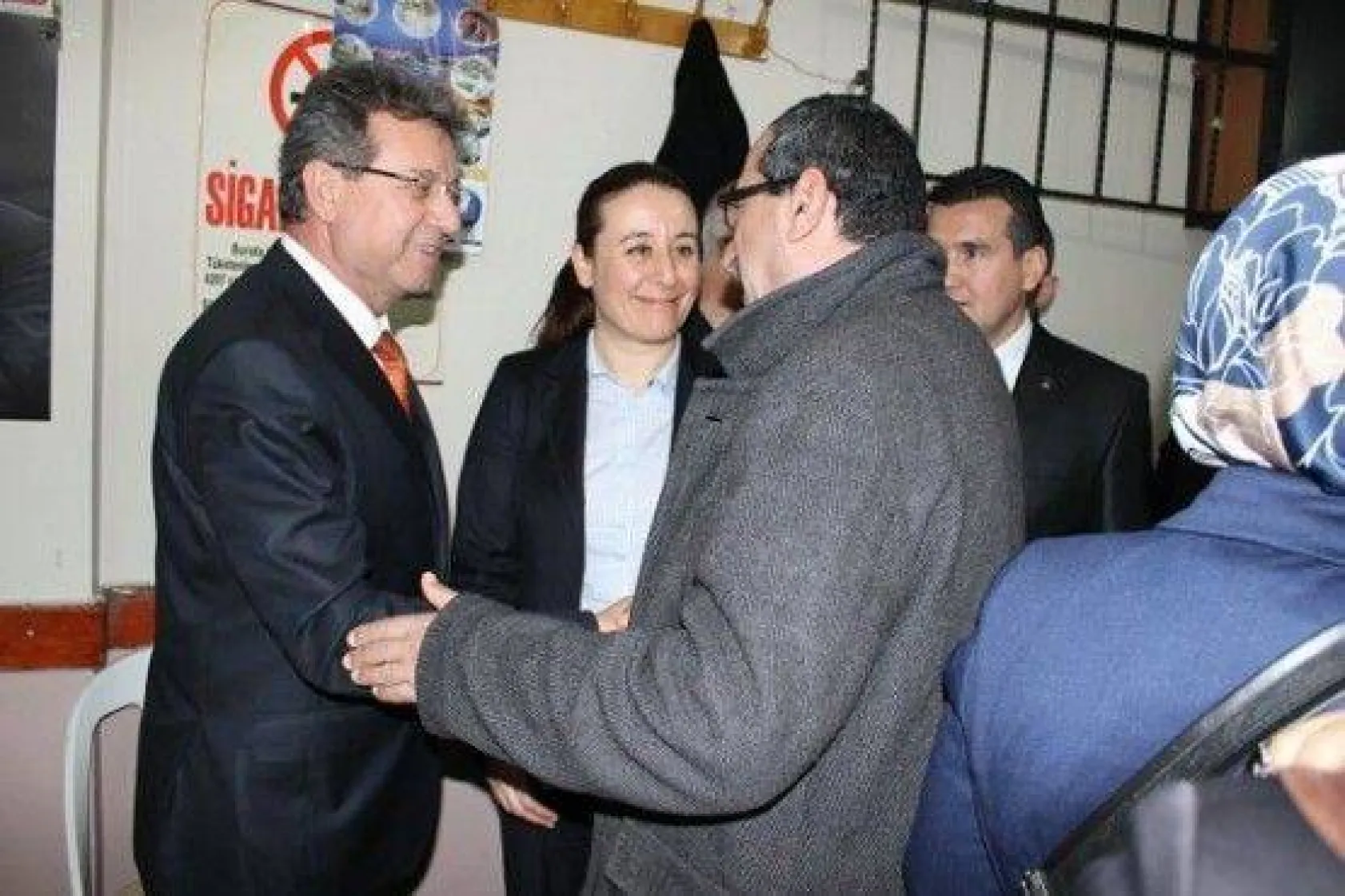 Çanta Evladını Bağrına Bastı