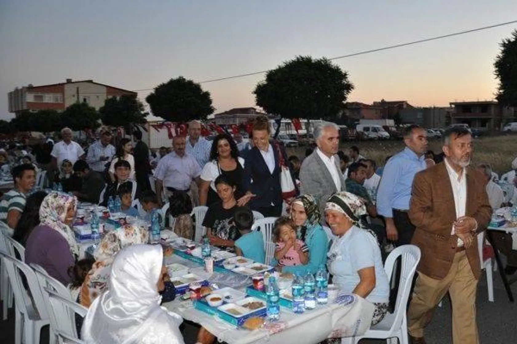 Cumhuriyet Mahallesi Tek Yürek Oldu