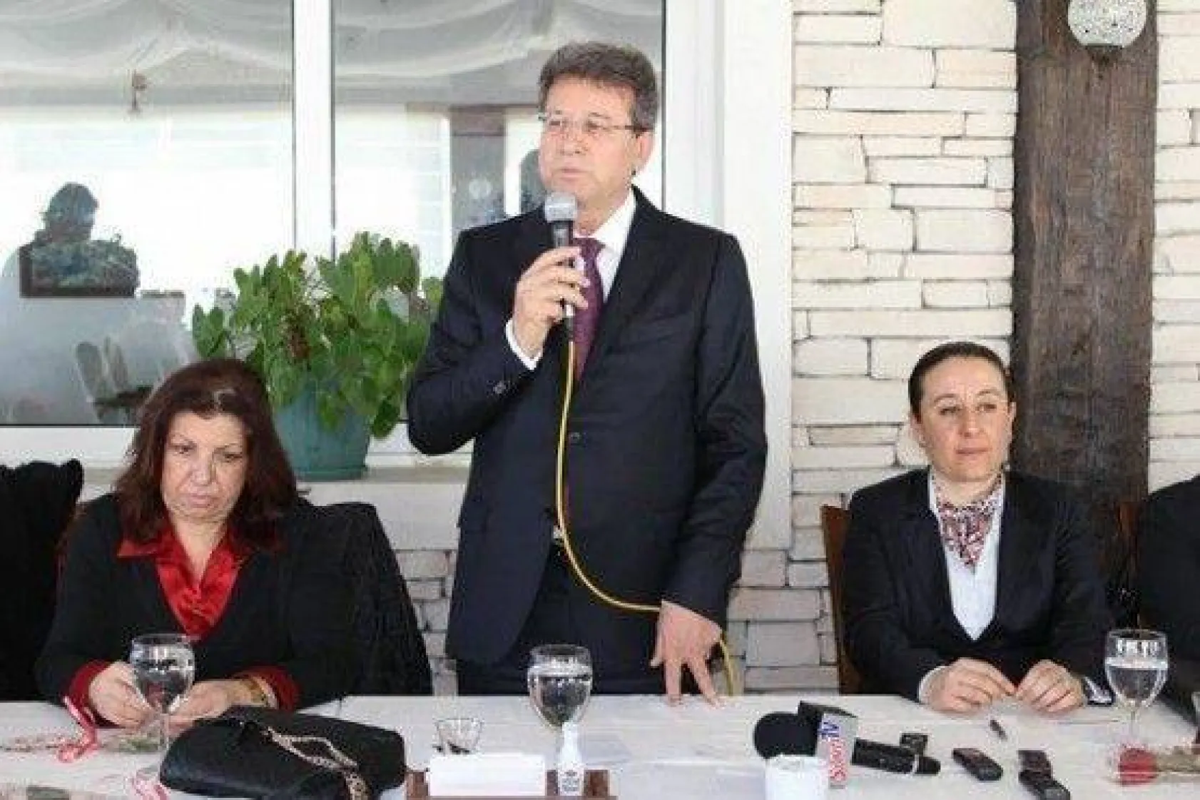 Sevgililer Günü, 30 Yıllık Çınarlar İle Kutlandı