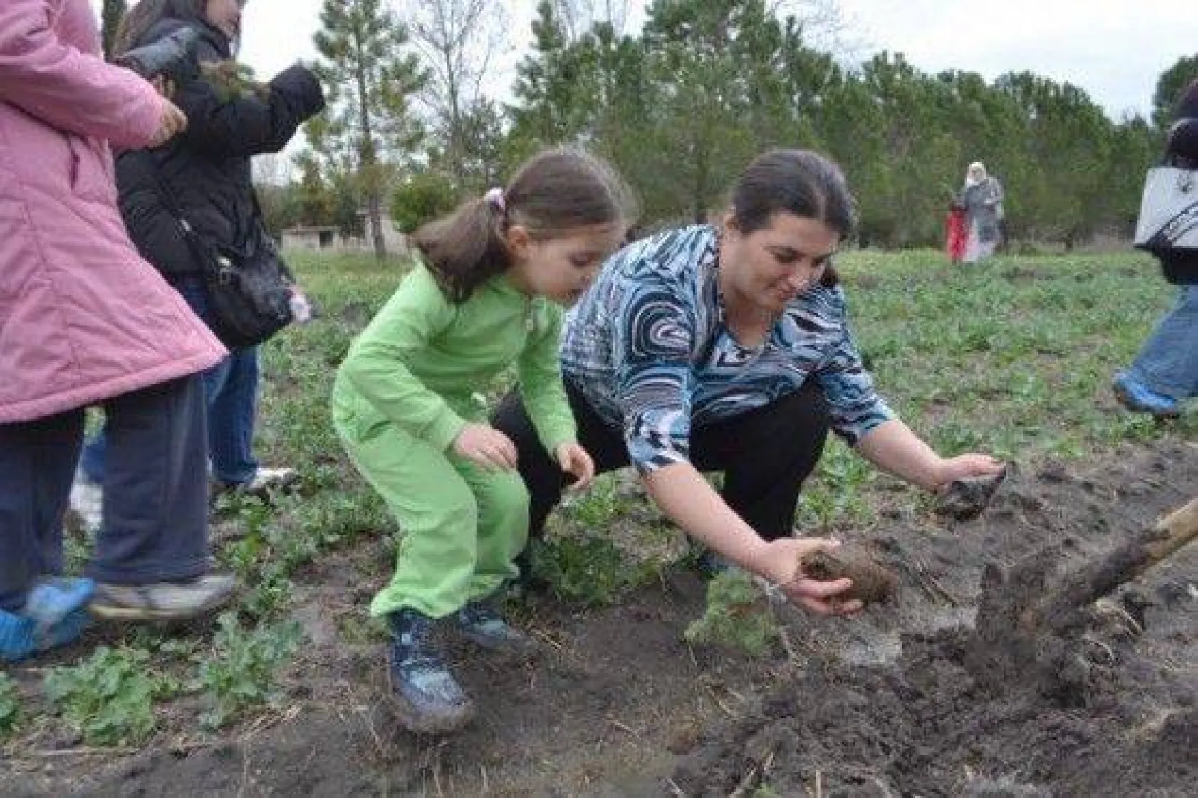 Sevgi Dolu Yüreklerden Sevgi Korusu
