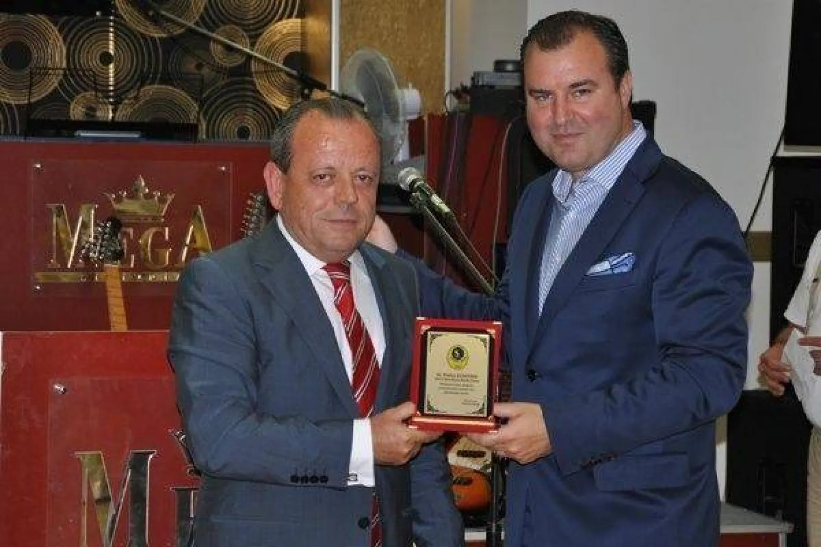 Silivri Lisesi mezunları kaynaşma yemeğinde buluşt