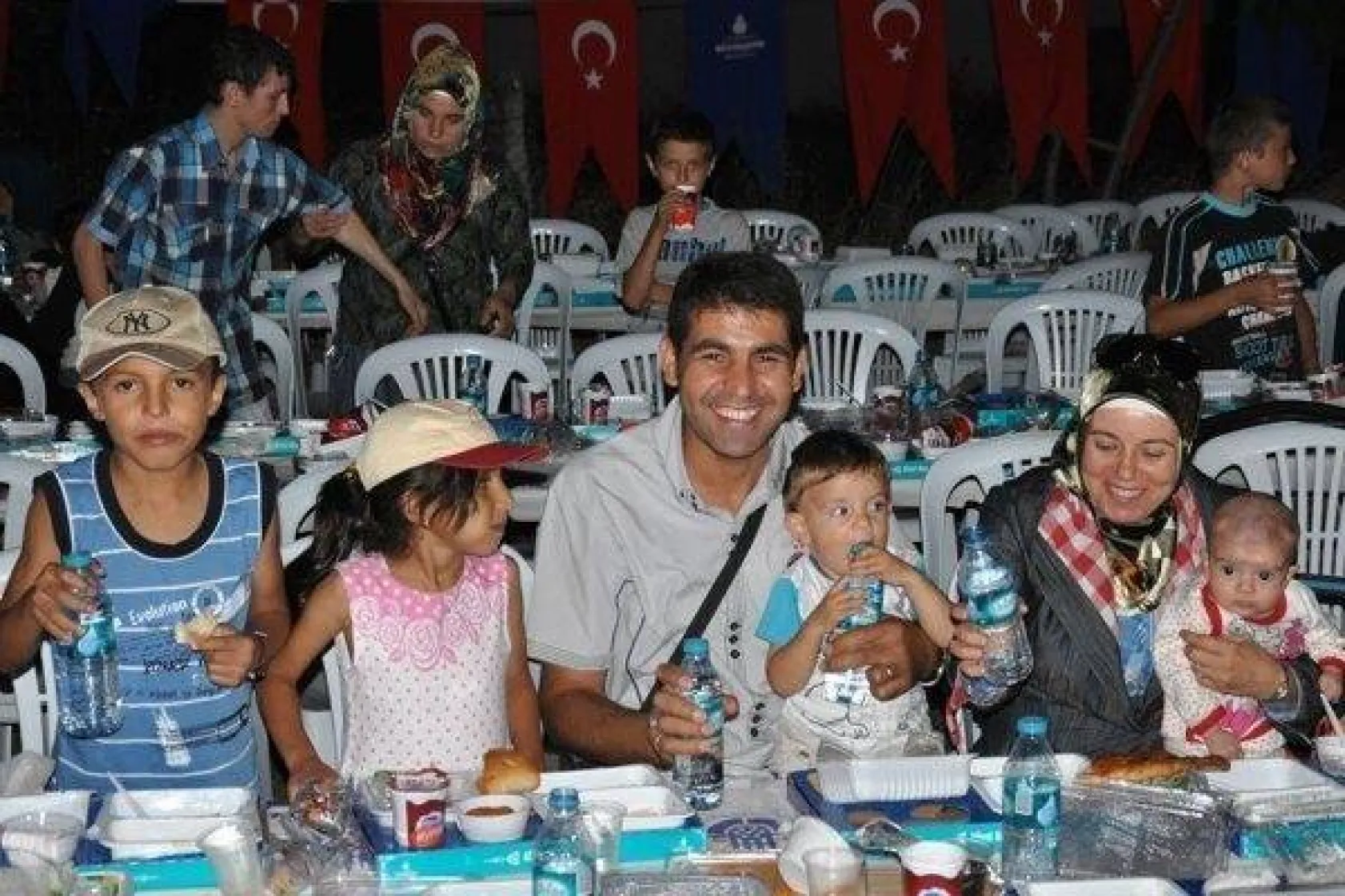 Cumhuriyet Mahallesi Tek Yürek Oldu